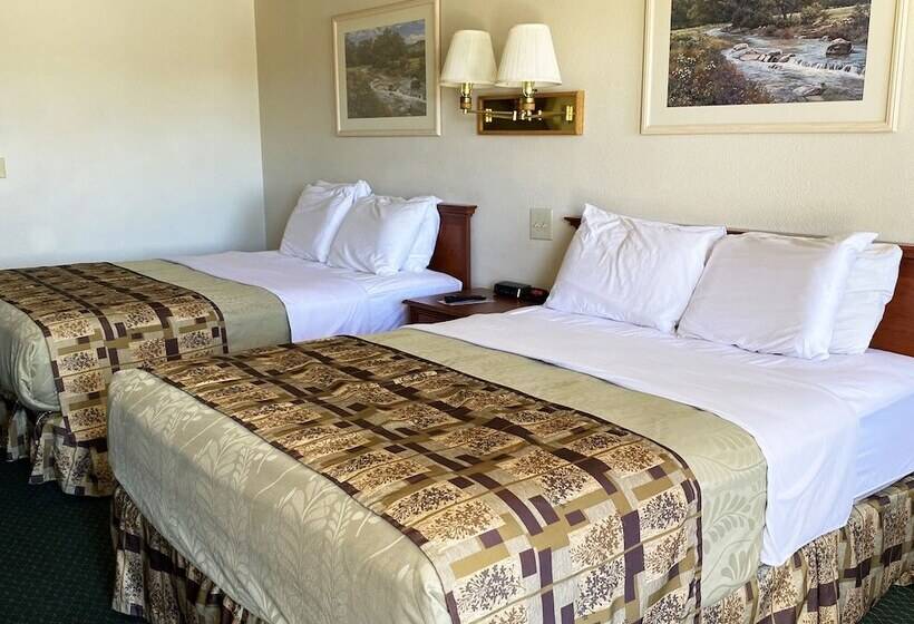 ホテル National 9 Inn Price