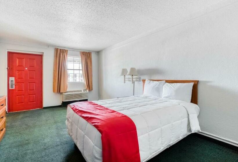 בית מלון כפרי Sunset Inn Oklahoma City