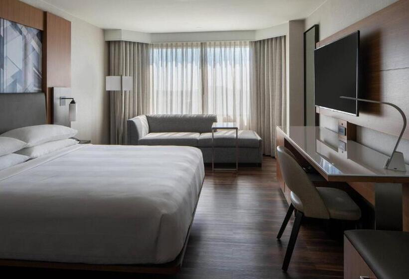 בית מלון כפרי Tysons Corner Marriott
