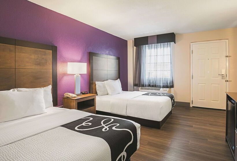هتل Wingate By Wyndham Galveston East Beach