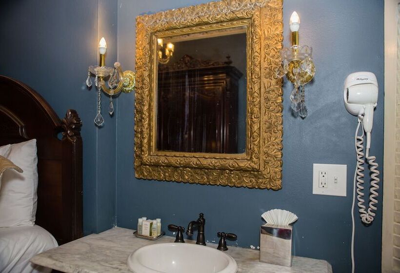 Lamothe House Hotel A French Quarter Guest Houses Property