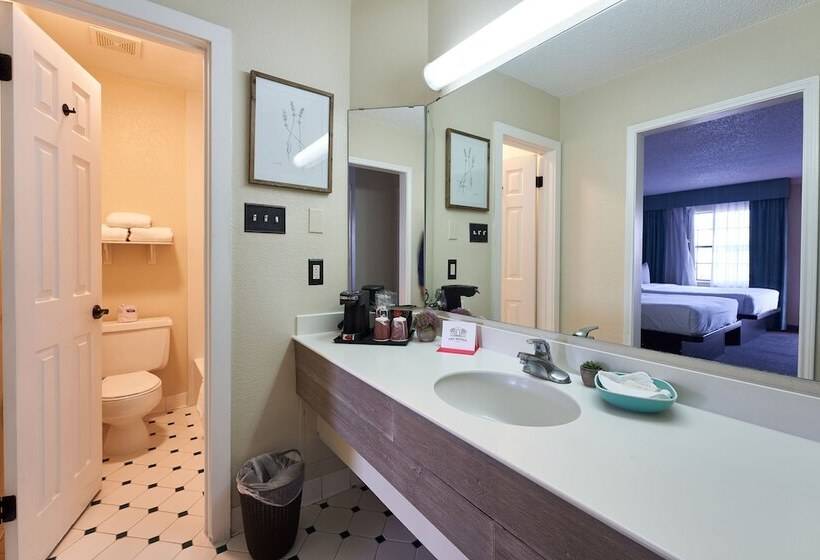 هتل San Mateo Inn