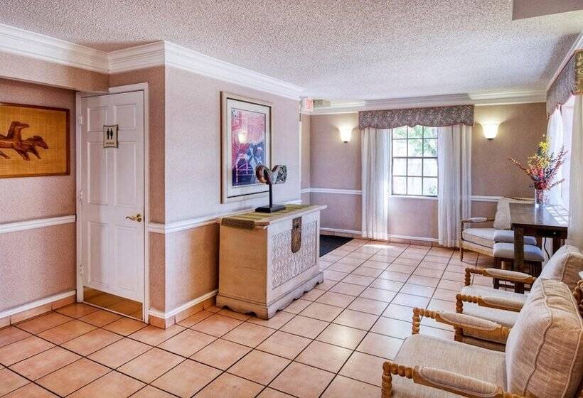 هتل San Mateo Inn