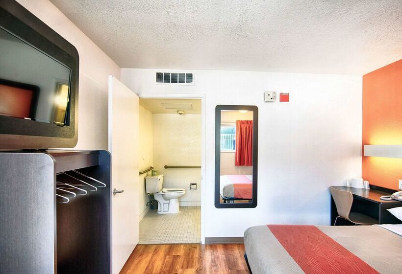 Motel 6 Mammoth Lakes, Ca