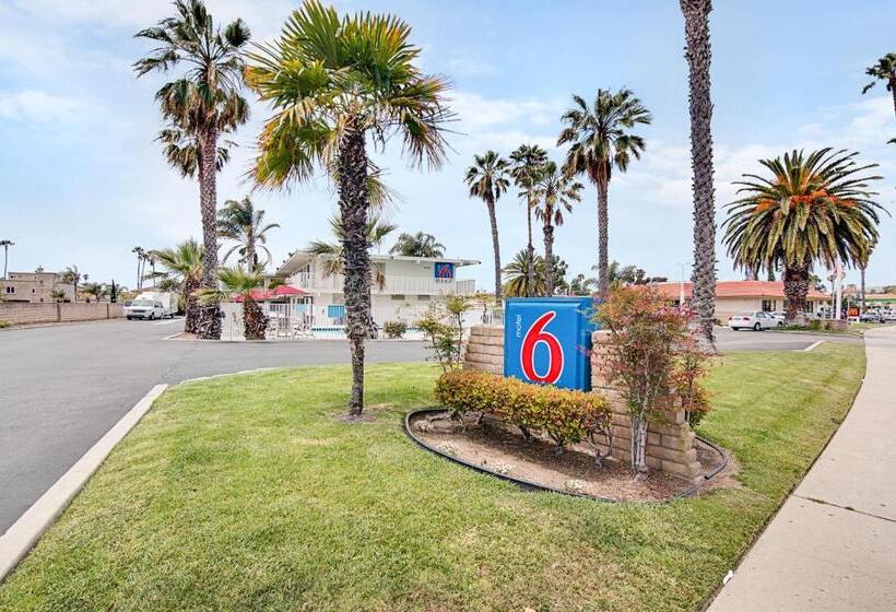 Motel 6 Ventura, Ca   Beach
