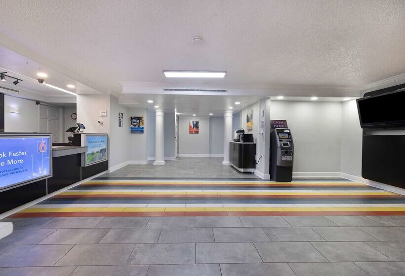 Motel 6 Beaumont, Tx