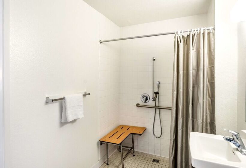 Motel 6redding, Ca  Central