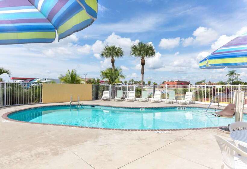 فندق على الطريق Knights Inn Punta Gorda