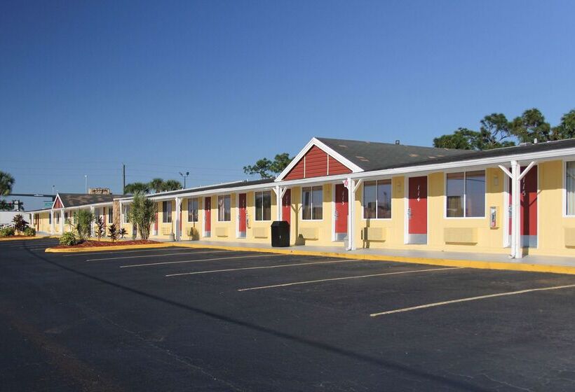 فندق على الطريق Knights Inn Punta Gorda