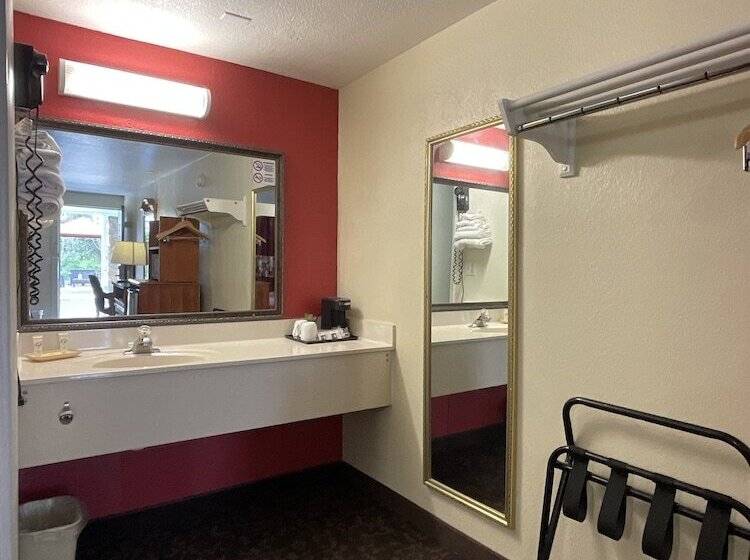 فندق على الطريق Knights Inn Punta Gorda