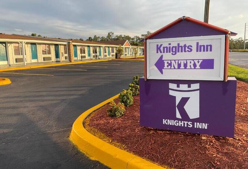 فندق على الطريق Knights Inn Punta Gorda