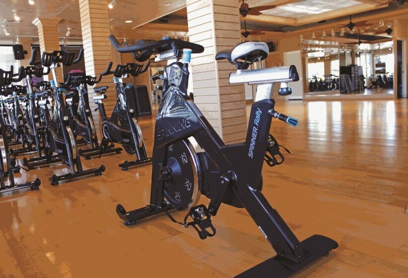 Resort At Longboat Key Club