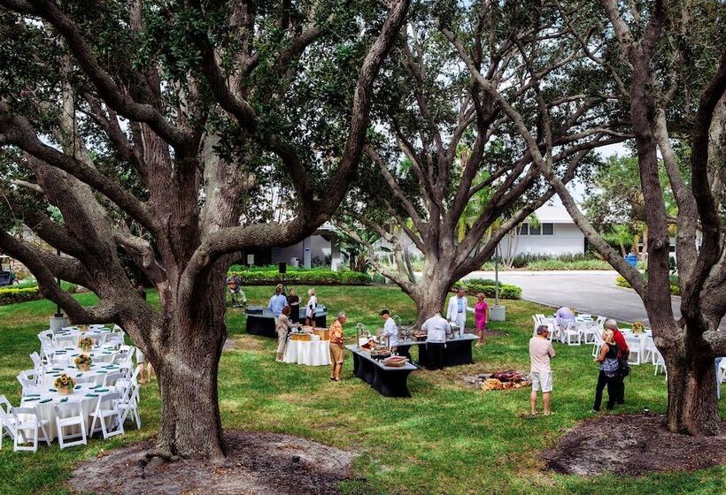 Resort At Longboat Key Club