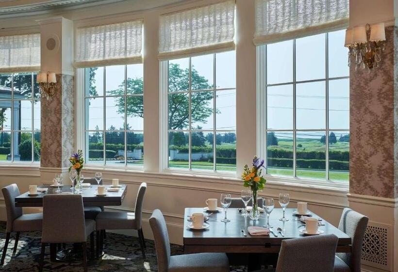 استراحتگاه Seaview, A Dolce