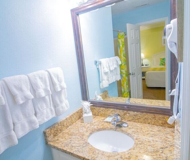 Grand Palms Resort