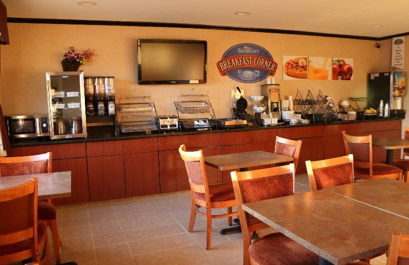 בית מלון כפרי Baymont By Wyndham Perrysburg Toledo