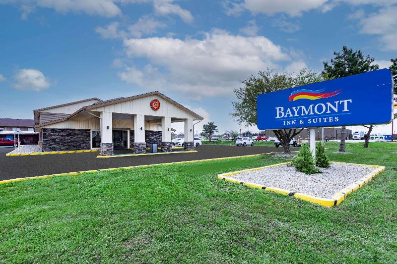 בית מלון כפרי Baymont By Wyndham Perrysburg Toledo