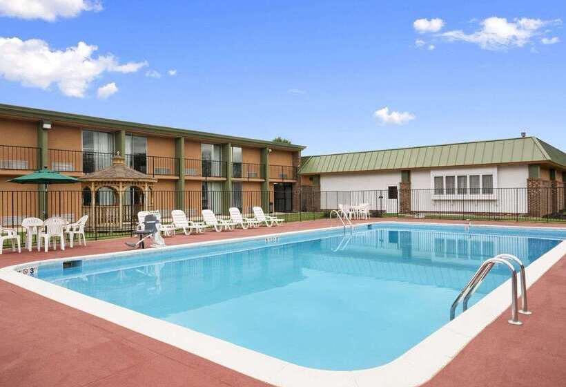 فندق Baymont By Wyndham Salem Roanoke Area