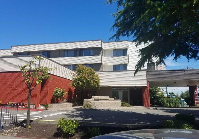 فندق Best Western Cascadia Inn