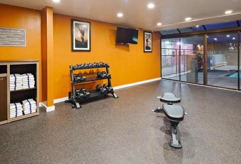 فندق Best Western Cascadia Inn