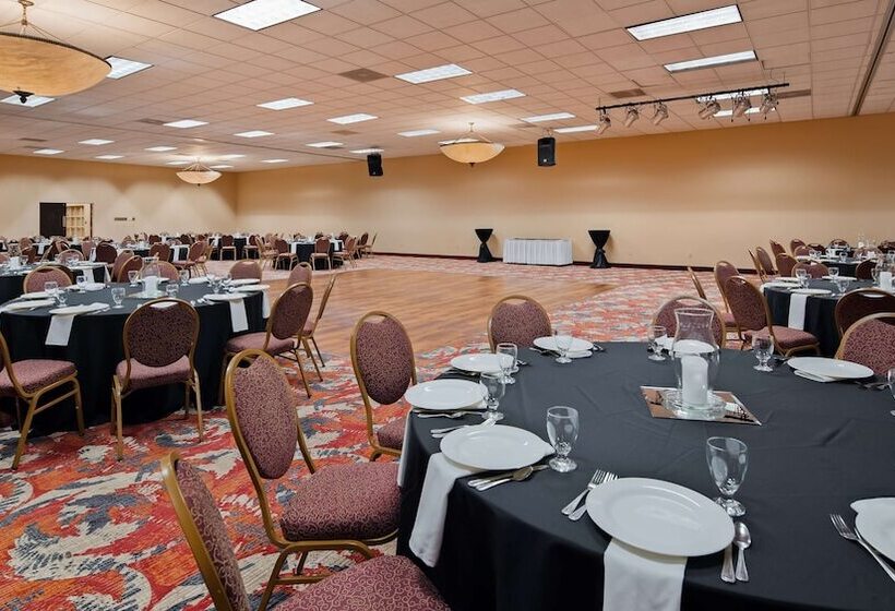 Best Western Plus Hotel & Conference Center