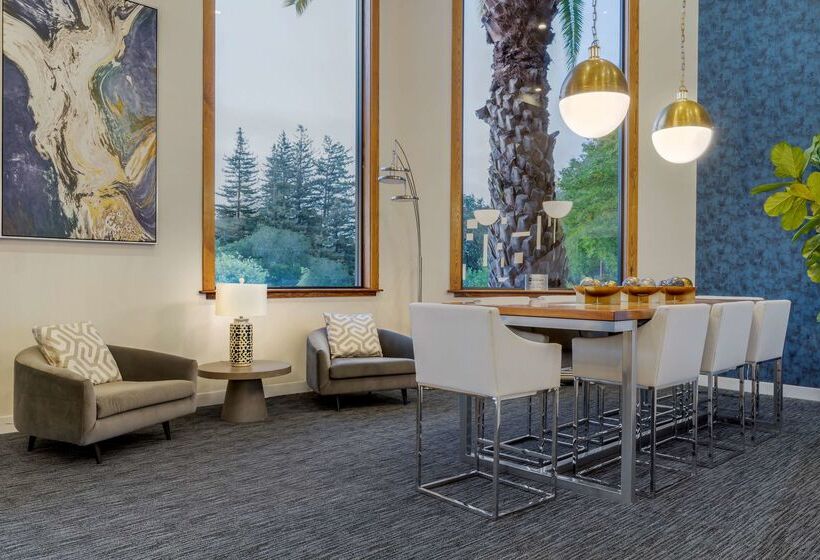 בית מלון כפרי Best Western Plus Novato Oaks Inn