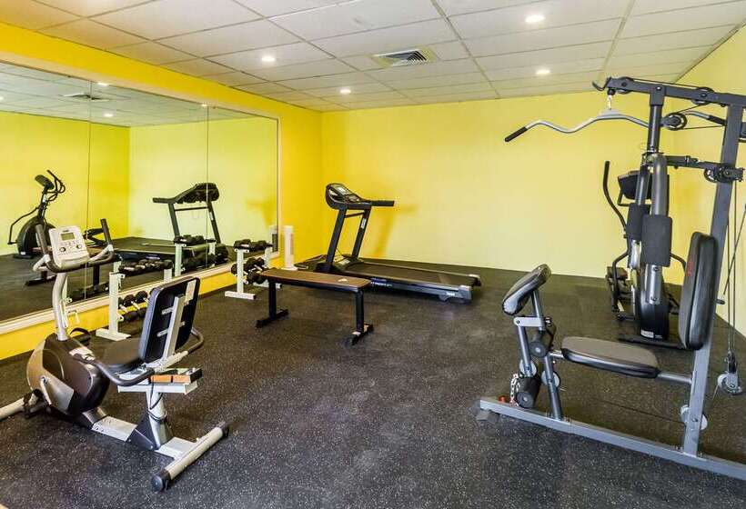 هتل Clarion Inn Near Mcallen Airport