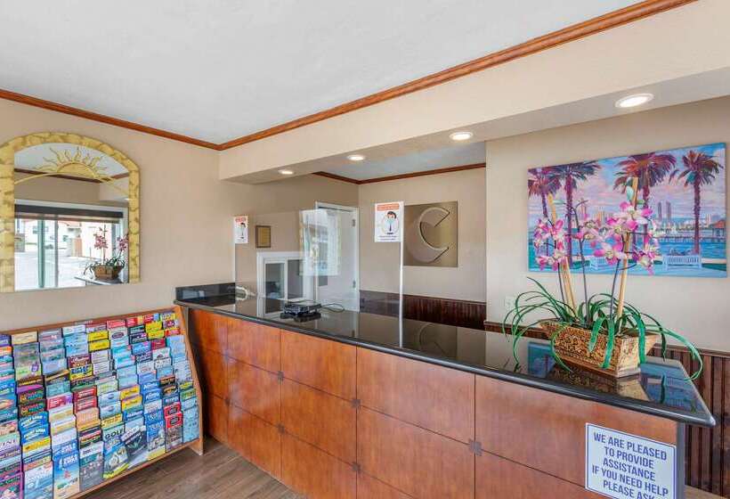 هتل Comfort Inn San Diego Airport At The Harbor