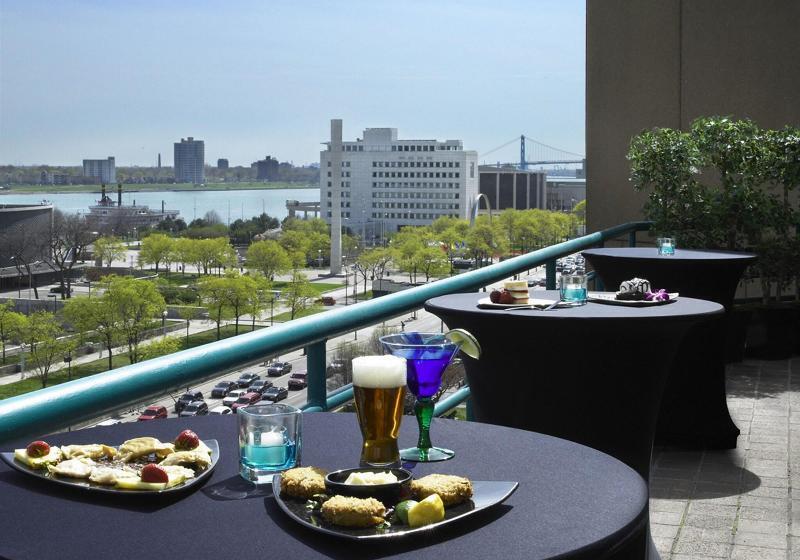 هتل Courtyard By Marriott Detroit Downtown