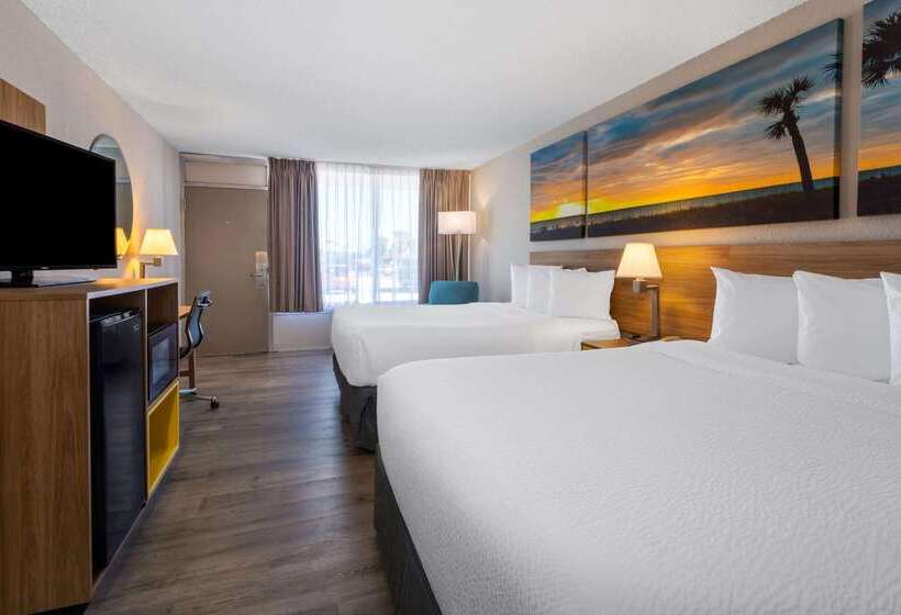 Отель Days Inn By Wyndham Titusville Kennedy Space Center