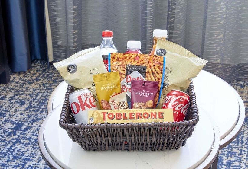 فندق Doubletree By Hilton Atlanta   Roswell