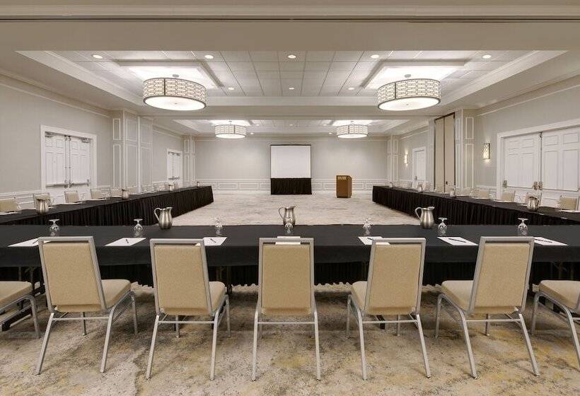 فندق Doubletree By Hilton Atlanta   Roswell