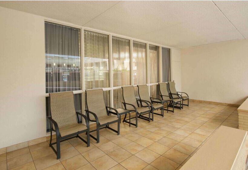 هتل Doubletree By Hilton Bloomington Minneapolis South