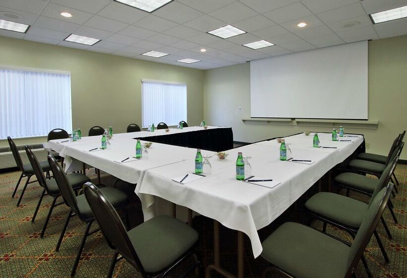 בית מלון כפרי Doubletree By Hilton  Mahwah