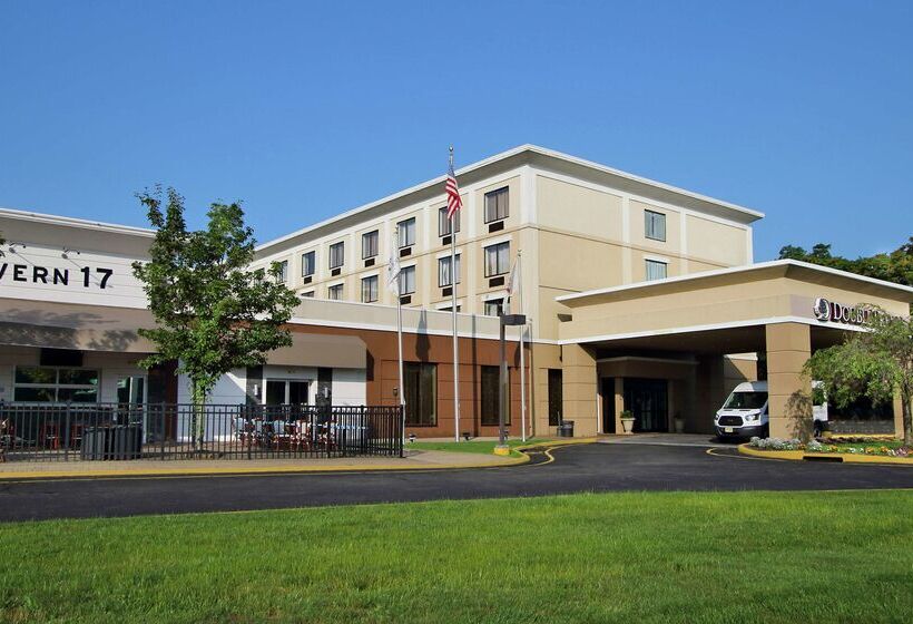 בית מלון כפרי Doubletree By Hilton  Mahwah