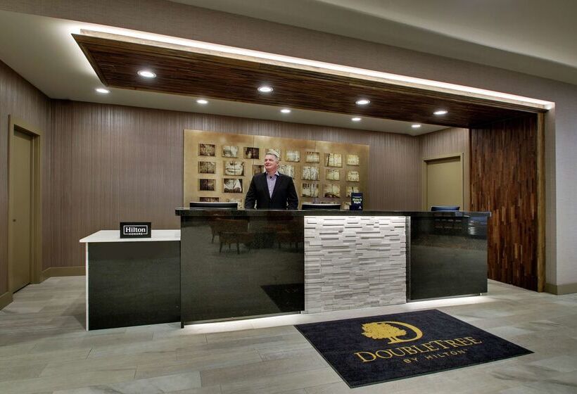 호텔 Doubletree By Hilton Mt. Vernon