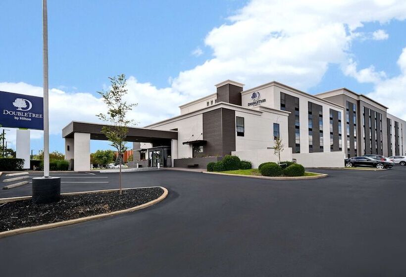 هتل Doubletree By Hilton St. Louis Airport