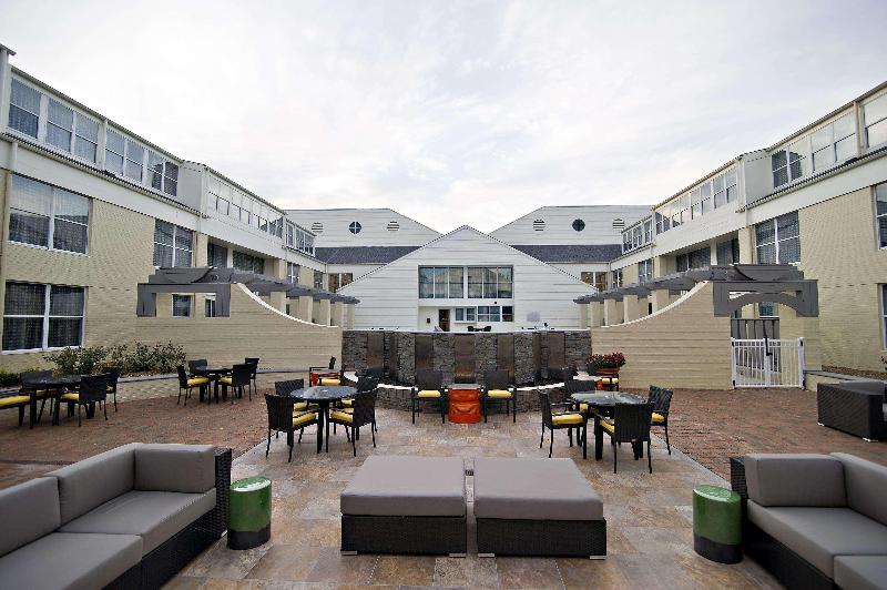 Doubletree Suites By Hilton Hotel Huntsville South