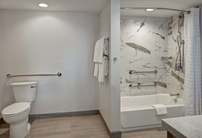 בית מלון כפרי Embassy Suites By Hilton Oklahoma City Northwest