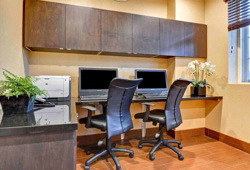 בית מלון כפרי Hampton Inn & Suites San Clemente