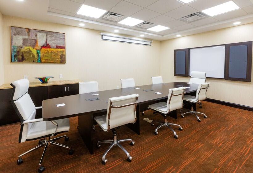 בית מלון כפרי Hampton Inn Daytona Beach/beachfront