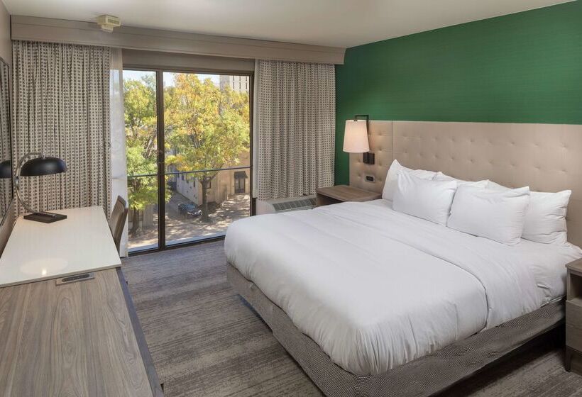 هتل Hilton Birmingham Downtown At Uab