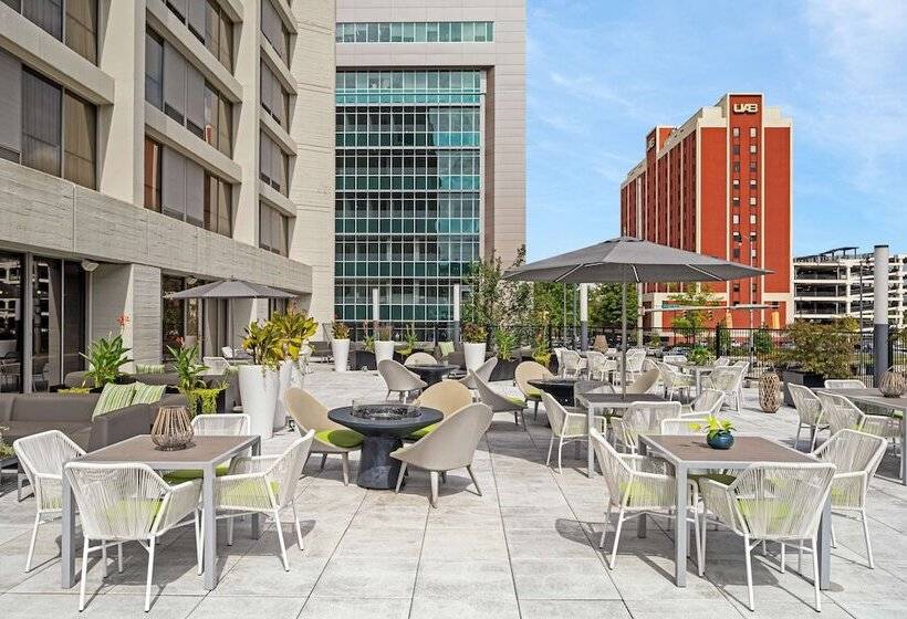هتل Hilton Birmingham Downtown At Uab