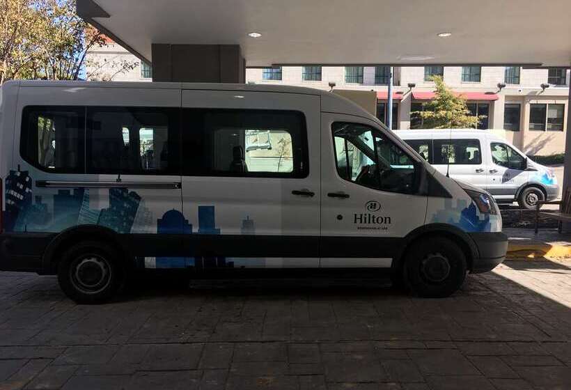 هتل Hilton Birmingham Downtown At Uab