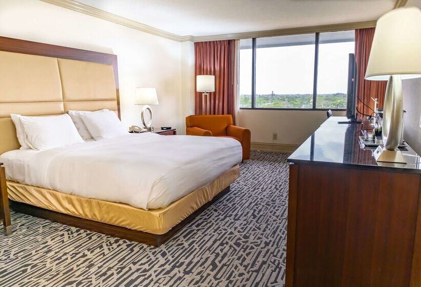 فندق Hilton Palm Beach Pbi