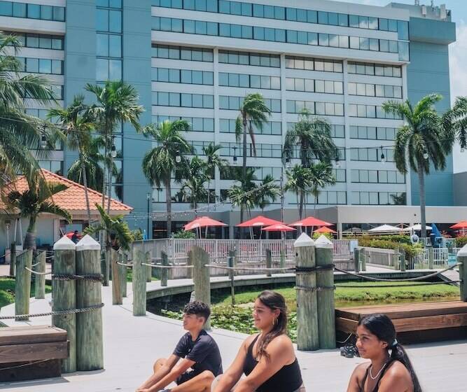 فندق Hilton Palm Beach Pbi