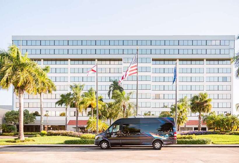 فندق Hilton Palm Beach Pbi
