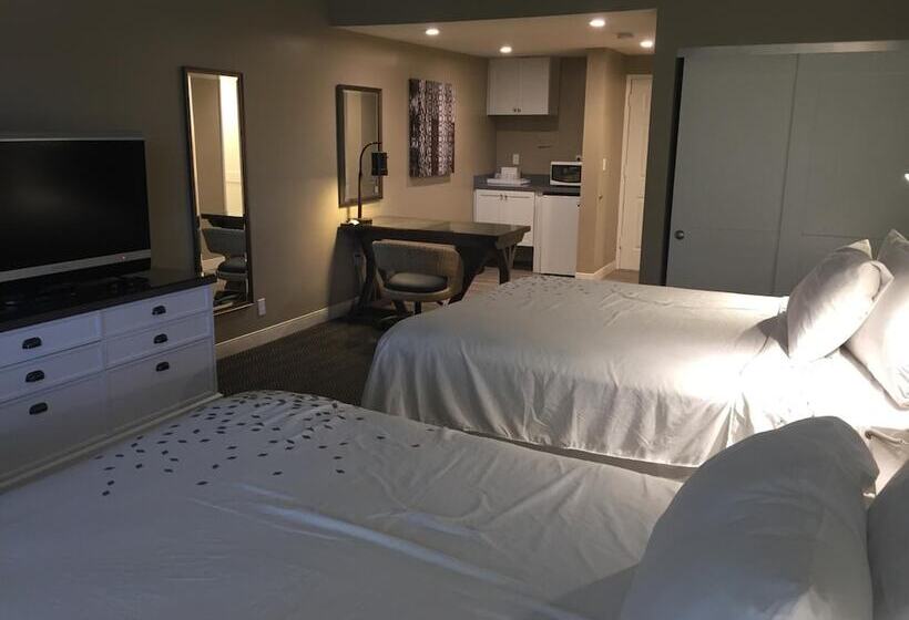 ホテル Pacific Shores Inn