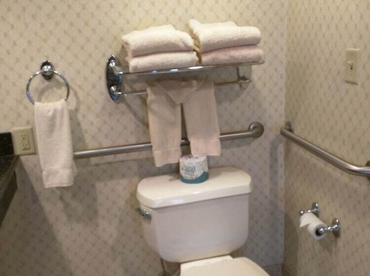 هتل Planters Inn On Reynolds Square