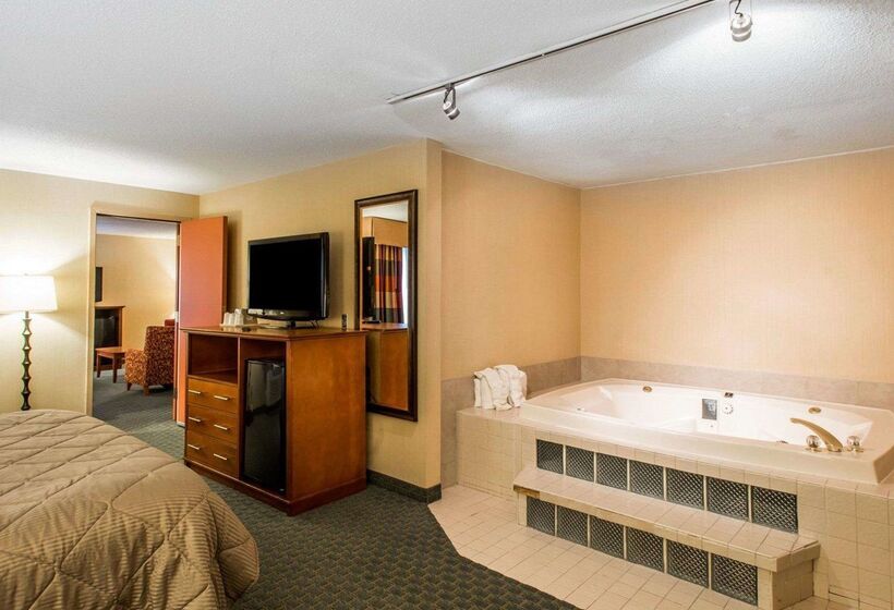 בית מלון כפרי Quality Inn And Conference Center Greeley Downtown